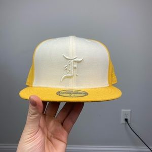 Fear of God Essentials New Era 59Fifty fitted‎ hat gold